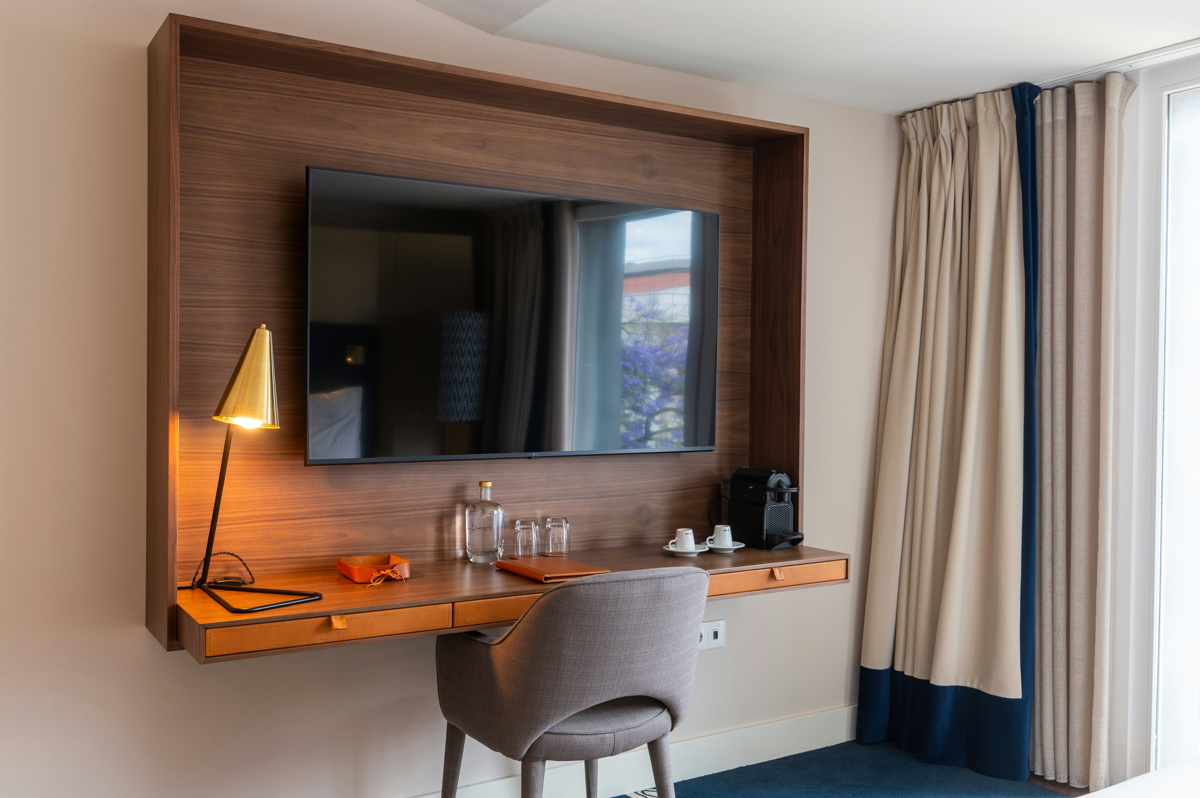 Club Room - Room Details