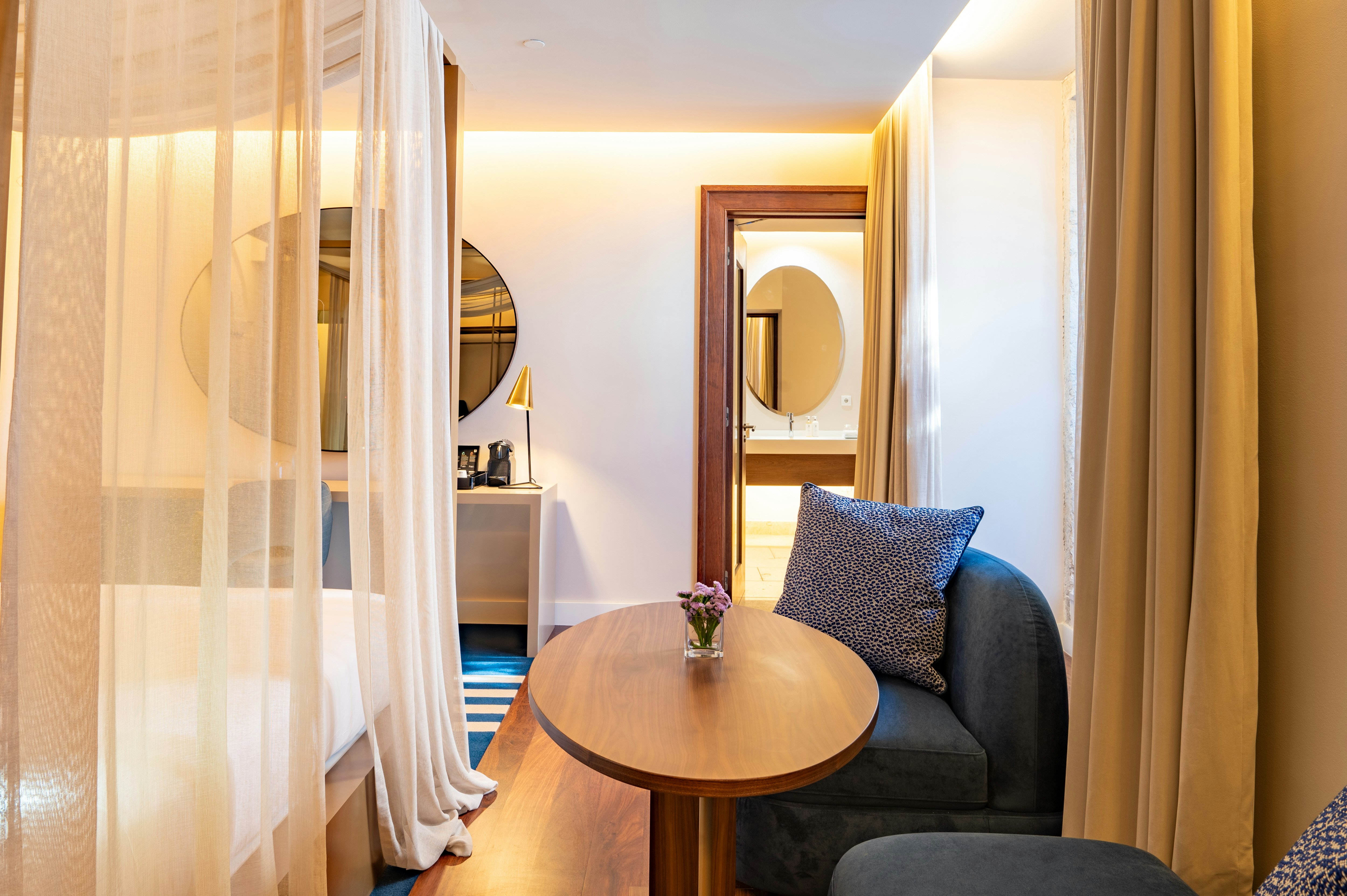 Heritage Suite - Living Area