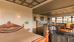 Icelandic Master Suite - Bed