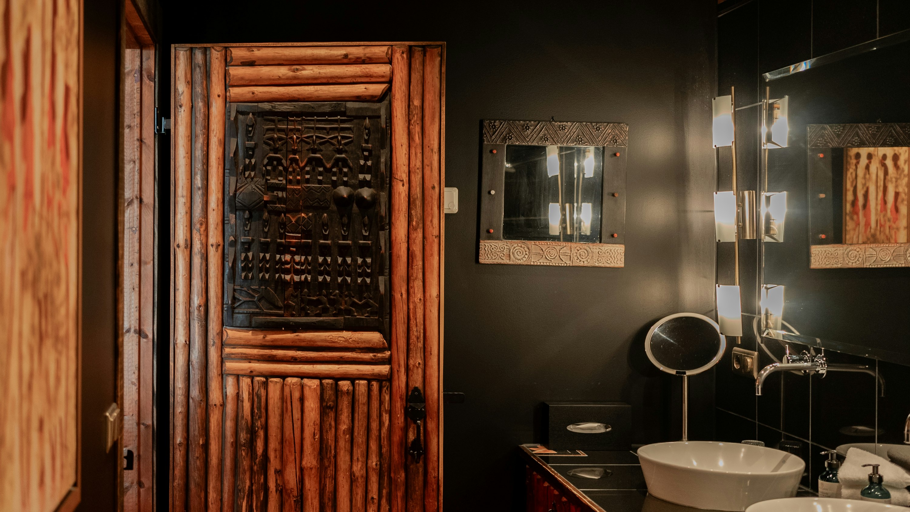 Africa Master Suite - Bathroom