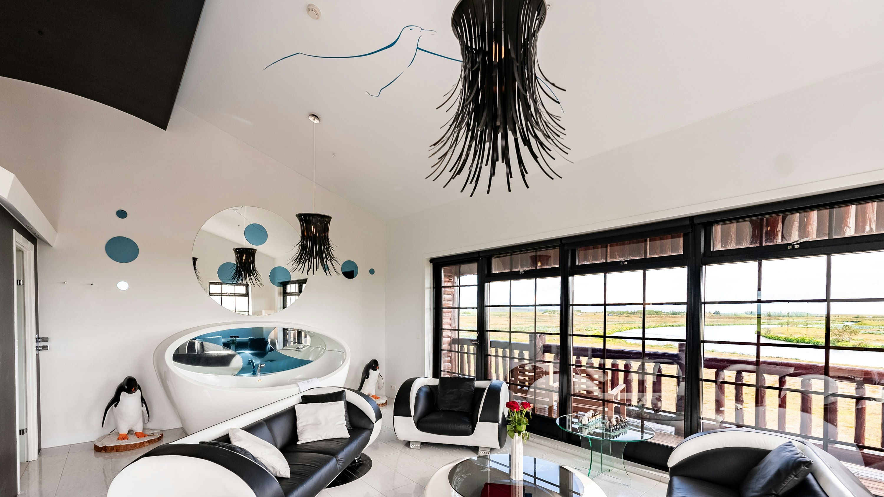 Antarctica Master Suite - Living Area