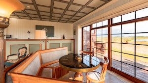 Icelandic Master Suite - Dining Area