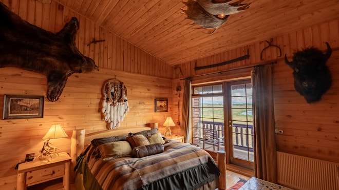 North America Junior Suite - Bedroom