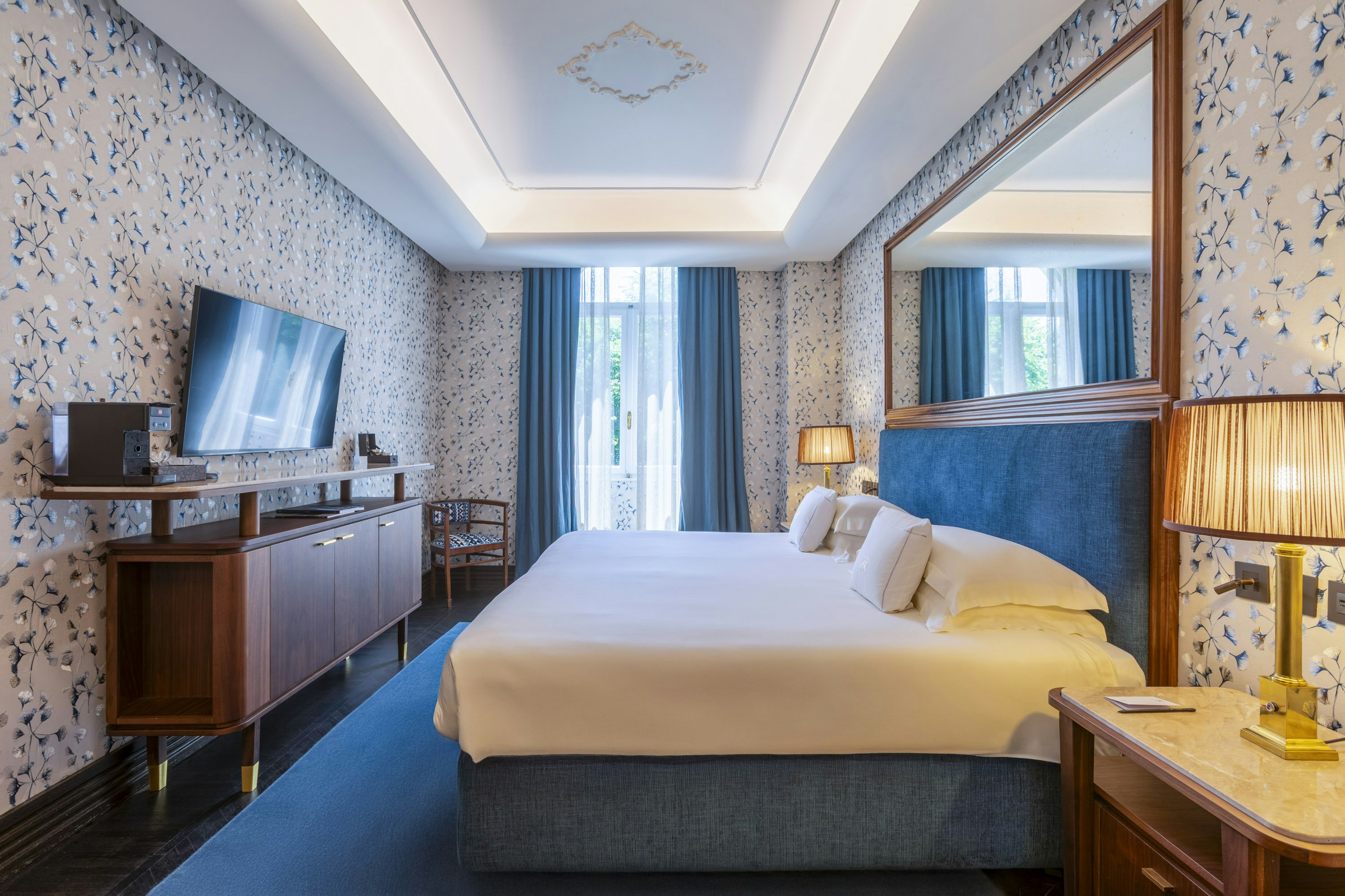 Junior Suite - Bedroom