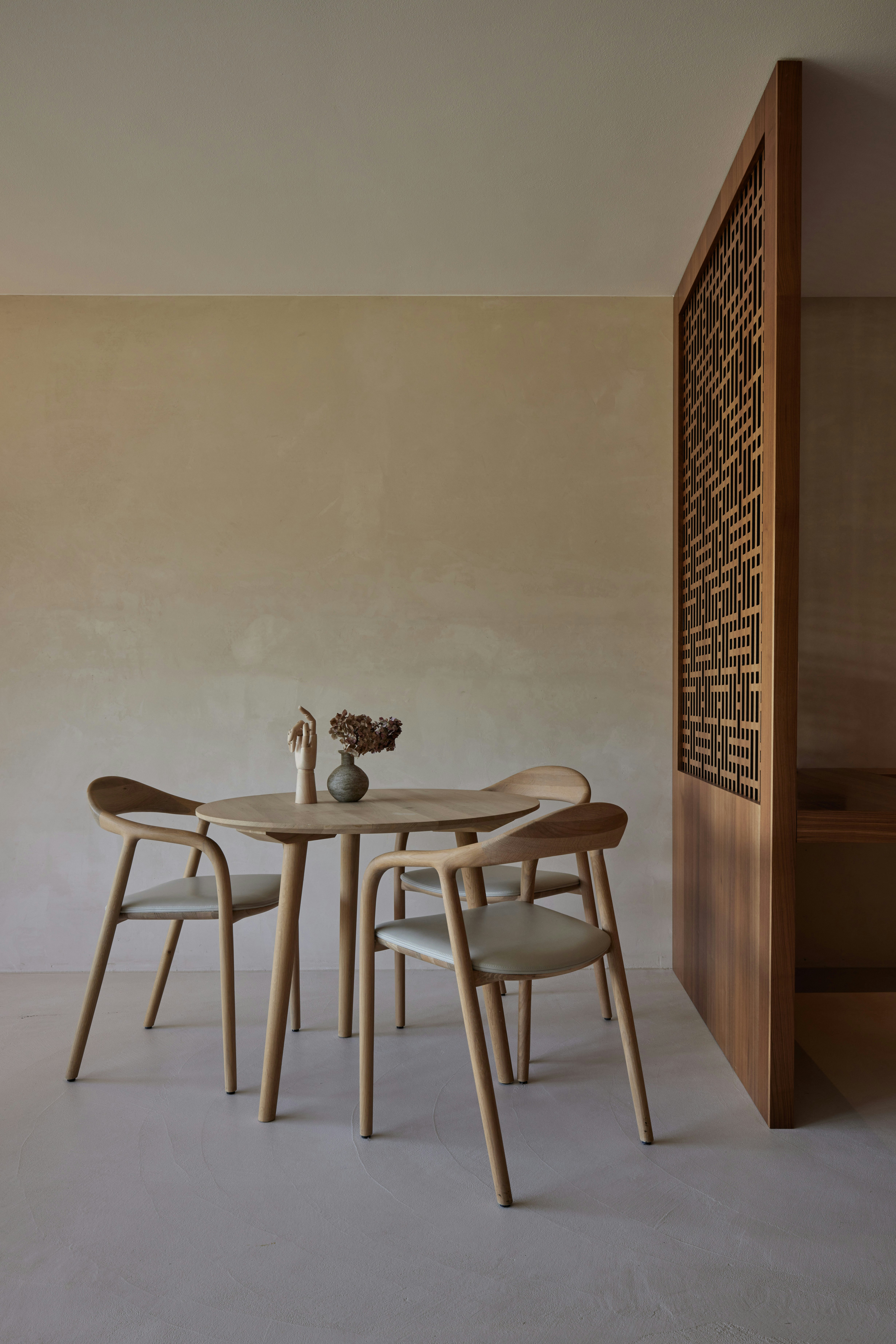 Saltus Suite - Dining Area