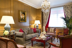 Suite Living Room