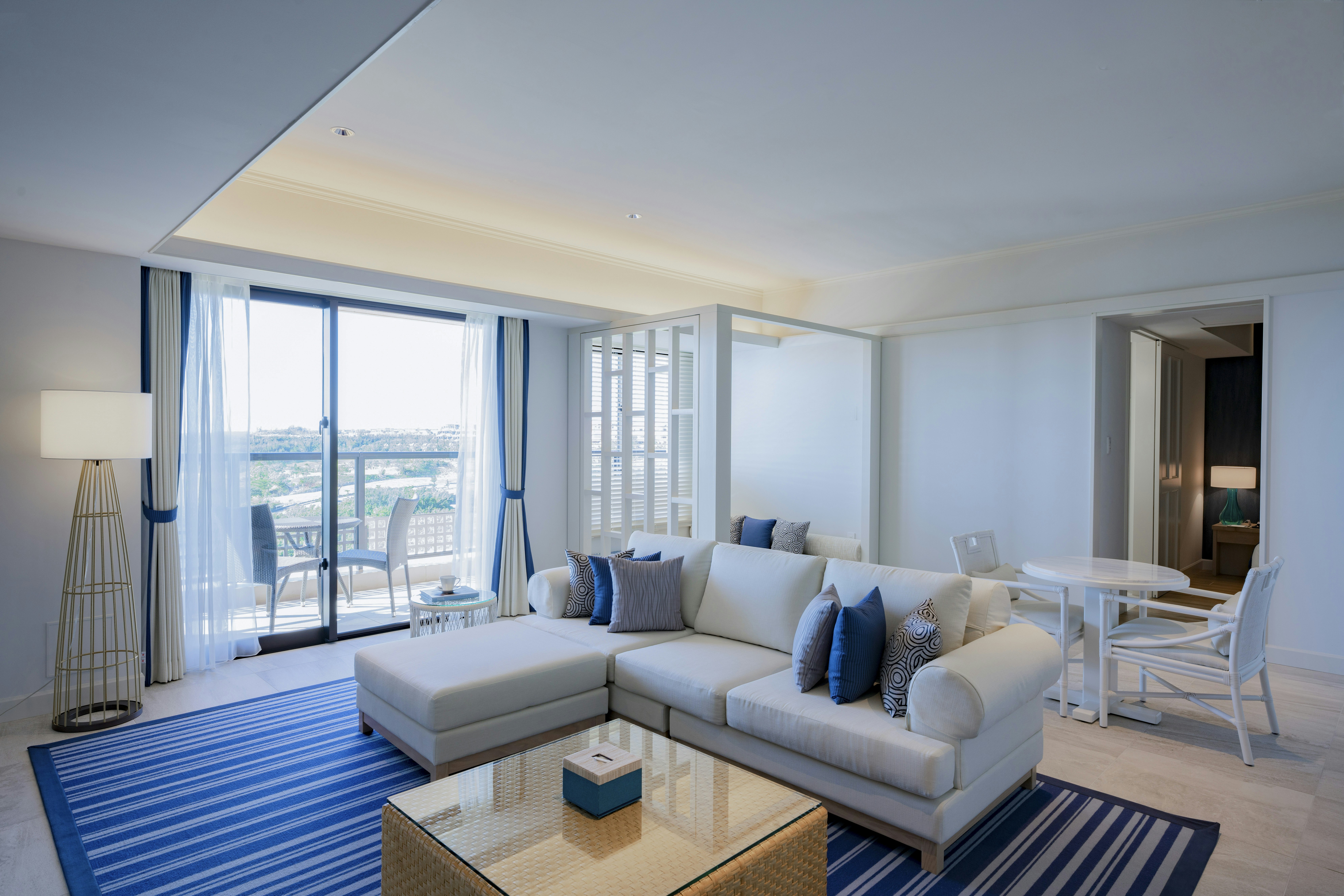 Deluxe Suite One Bedroom Living Room