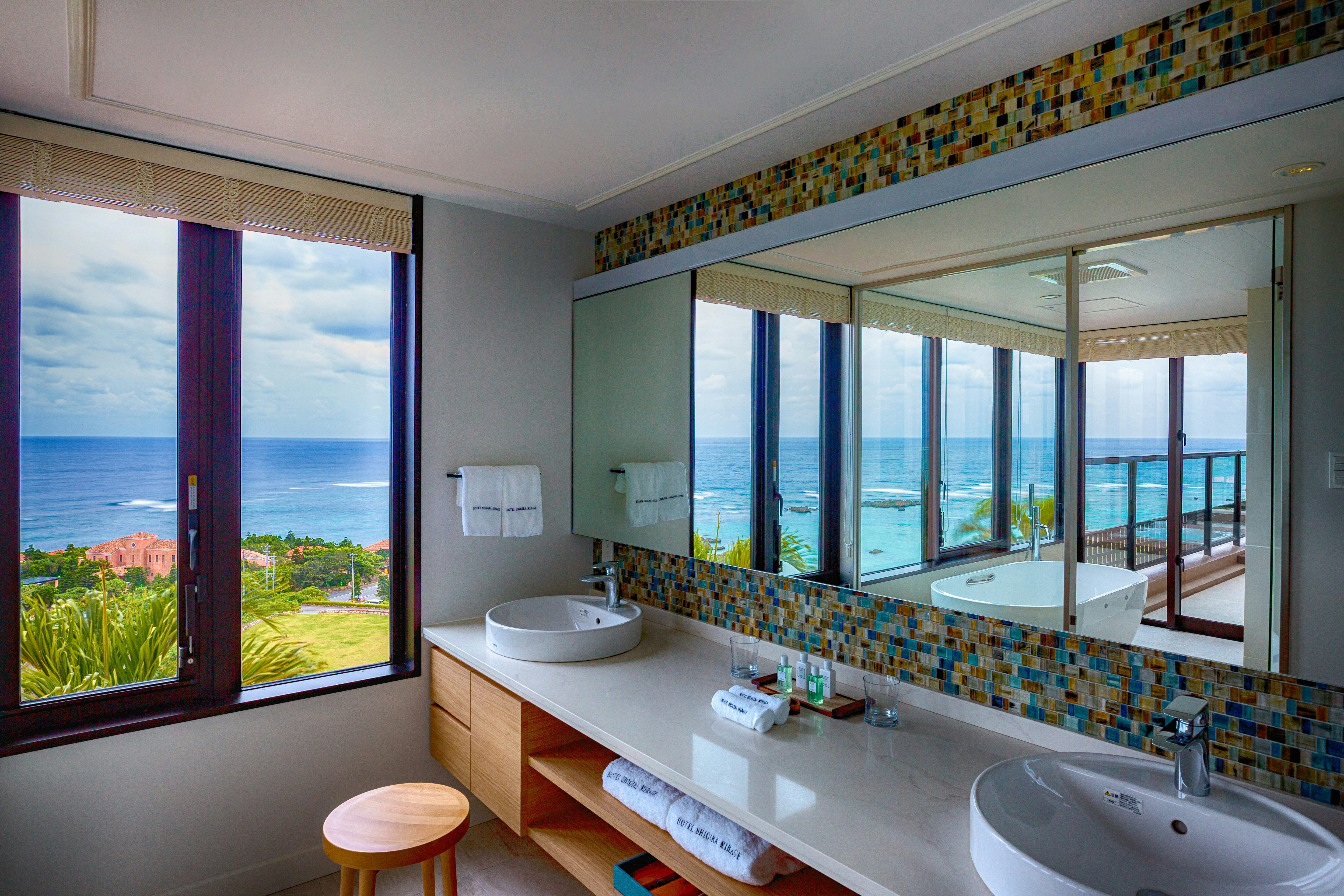 Premier Suite Bathroom