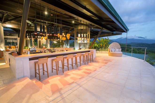 Bar 360