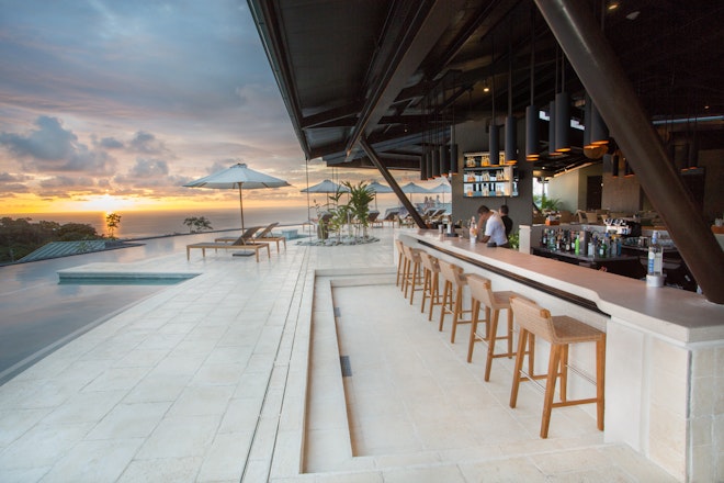 Bar 360