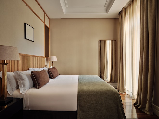 Deluxe King or Twin Room - Bedroom