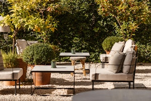 El Patiode Claudio Restaurant - Garden