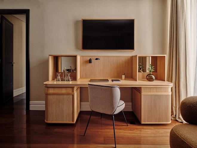 Grand Suite - Living Area