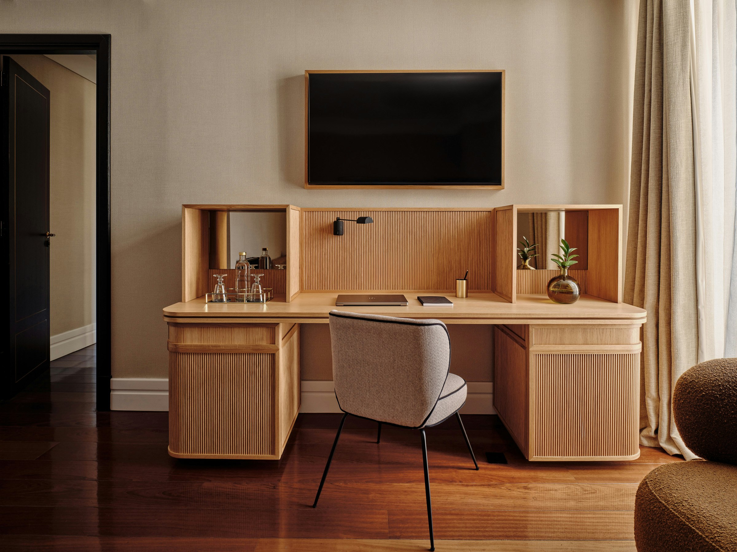 Grand Suite - Living Area