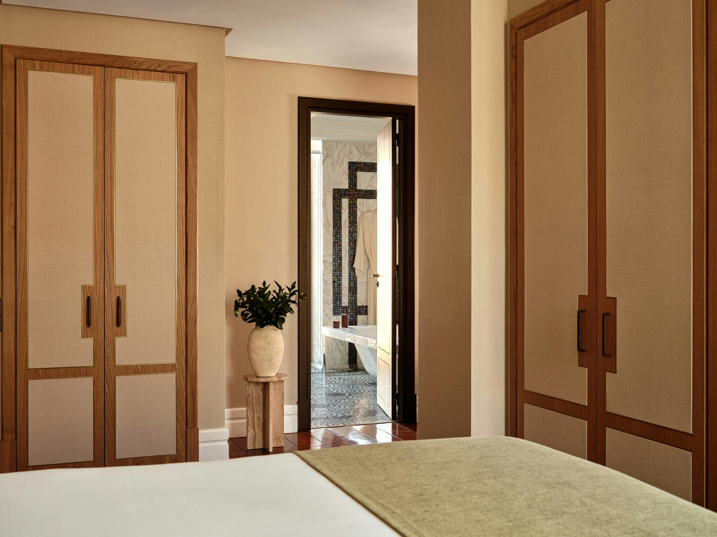 Grand Suite - Bedroom