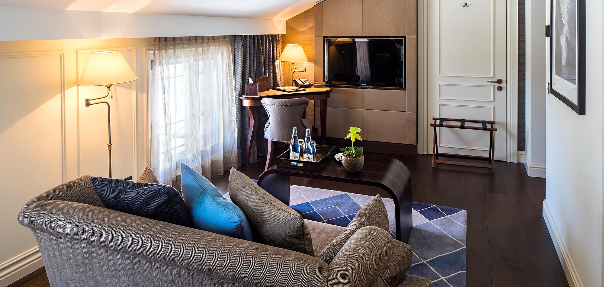 Classic Room Top Floor - Living Area