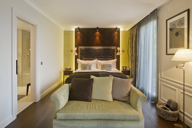 Superior Room Lake /Alpine View with Balcony - Bedroom