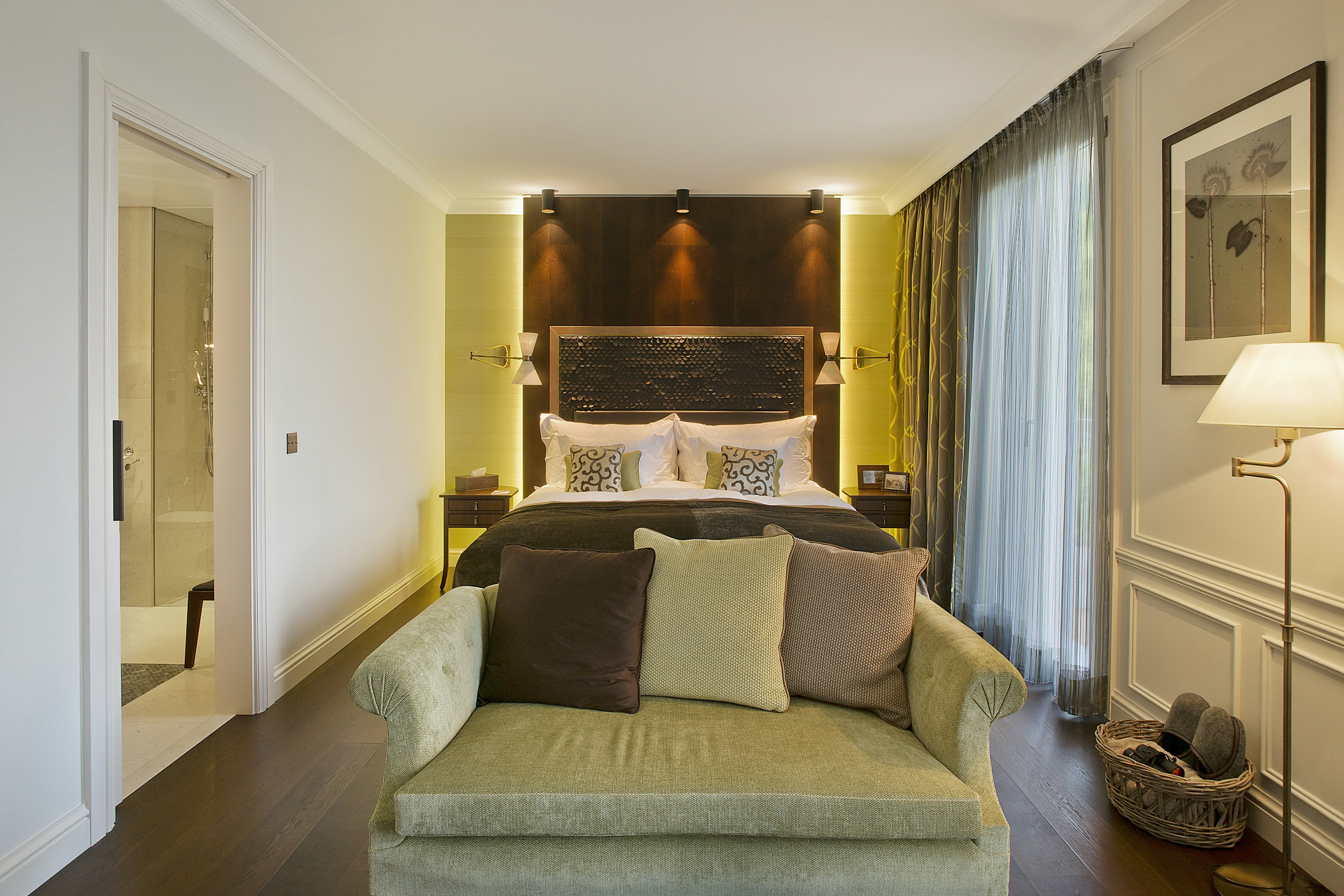 Superior Room Lake /Alpine View with Balcony - Bedroom