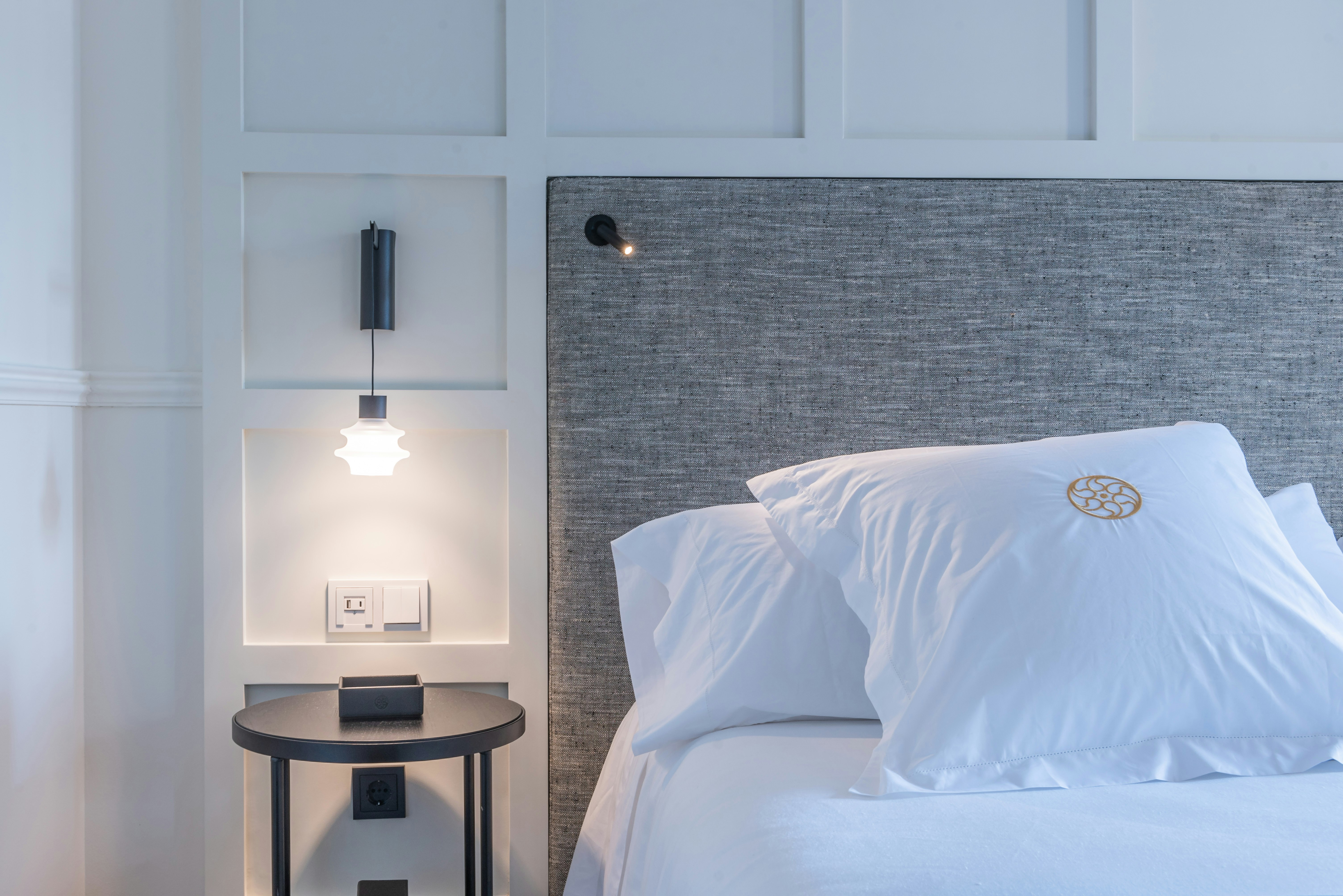 Contemporary Deluxe Room