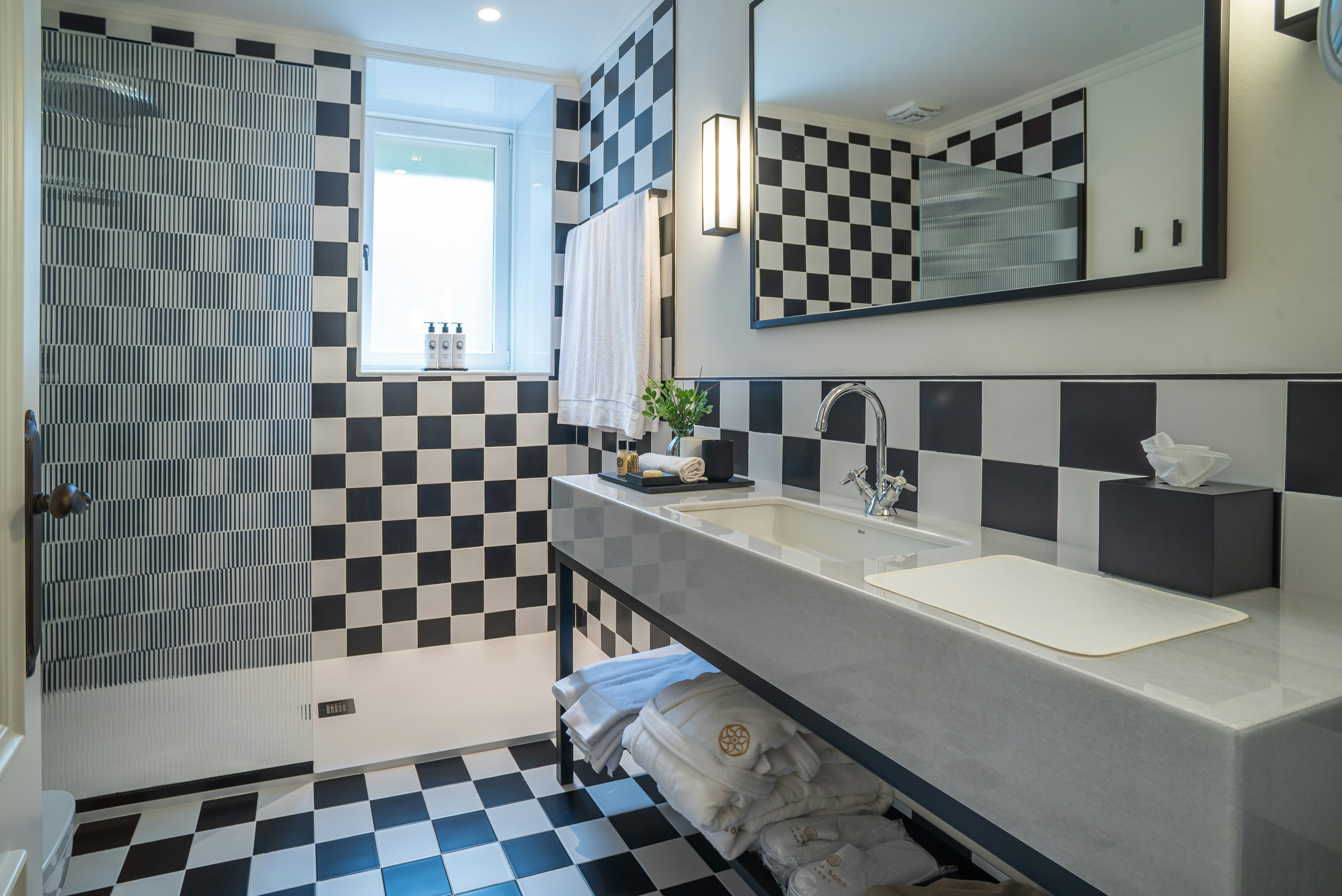 Family Superior Bathroom