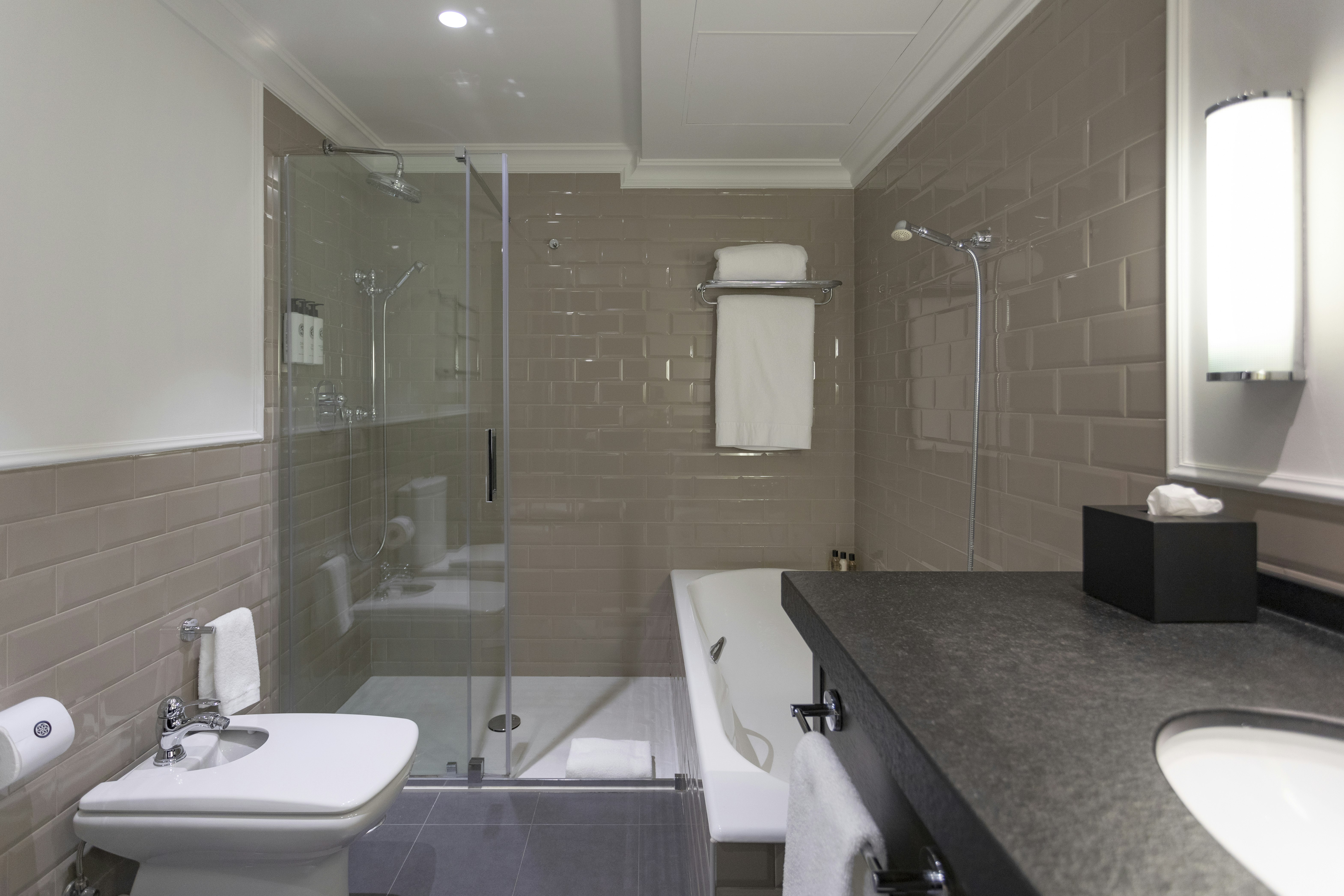 Garden Privilege Bathroom