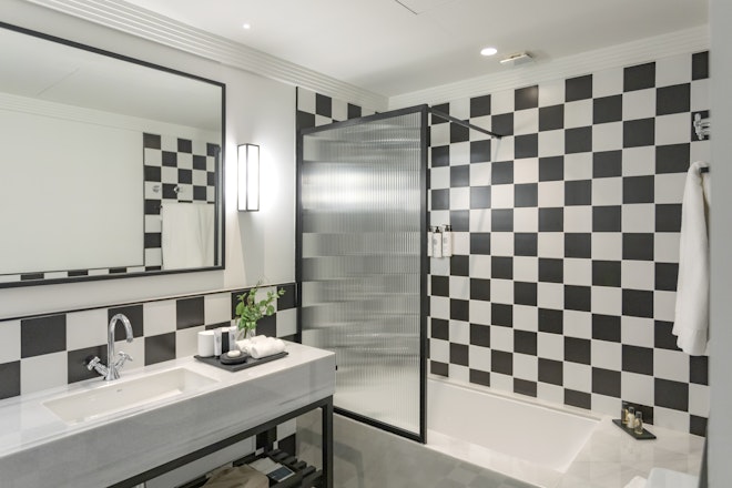 Superior Family Bathroom