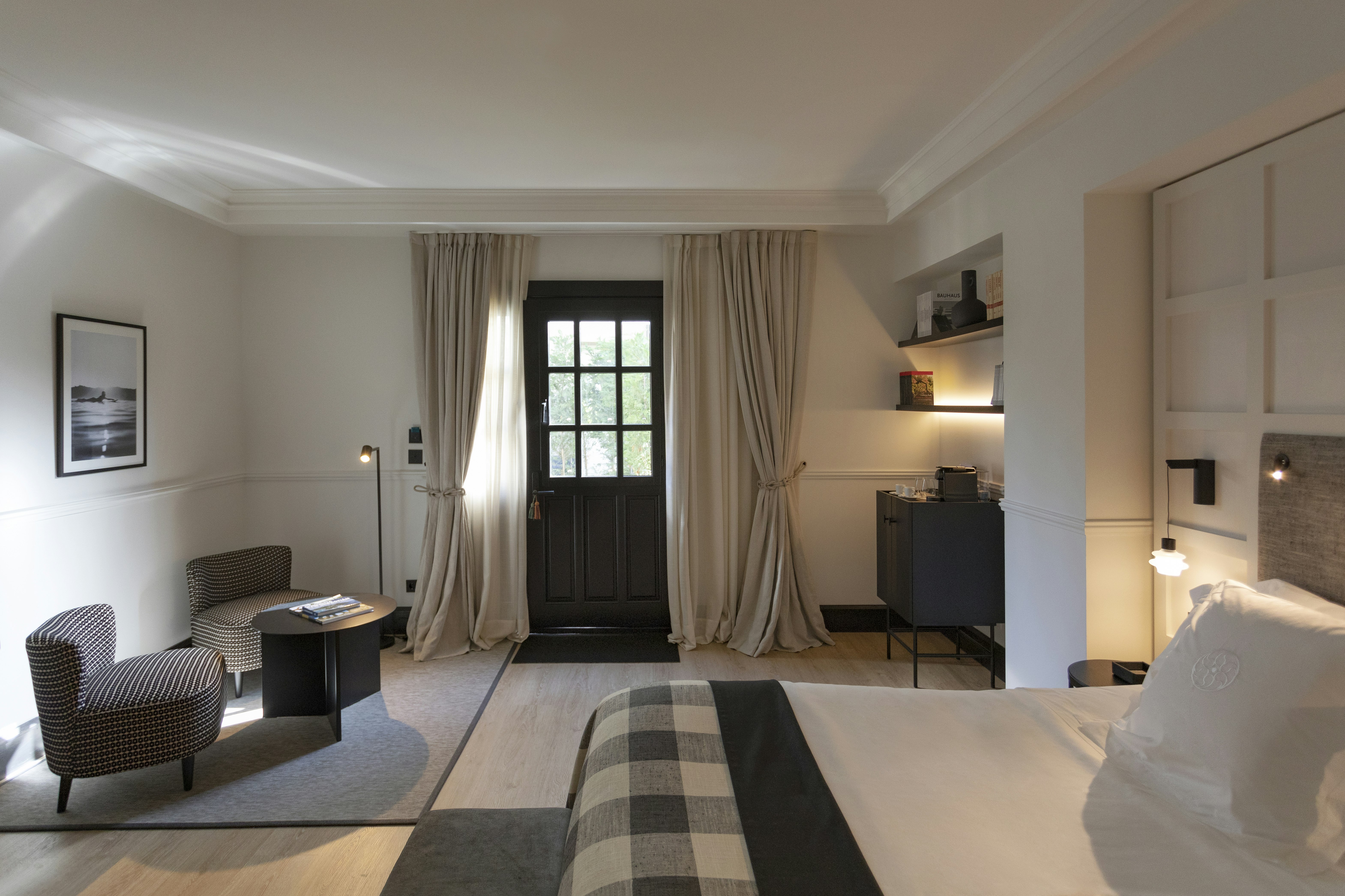 Garden Privilege Room