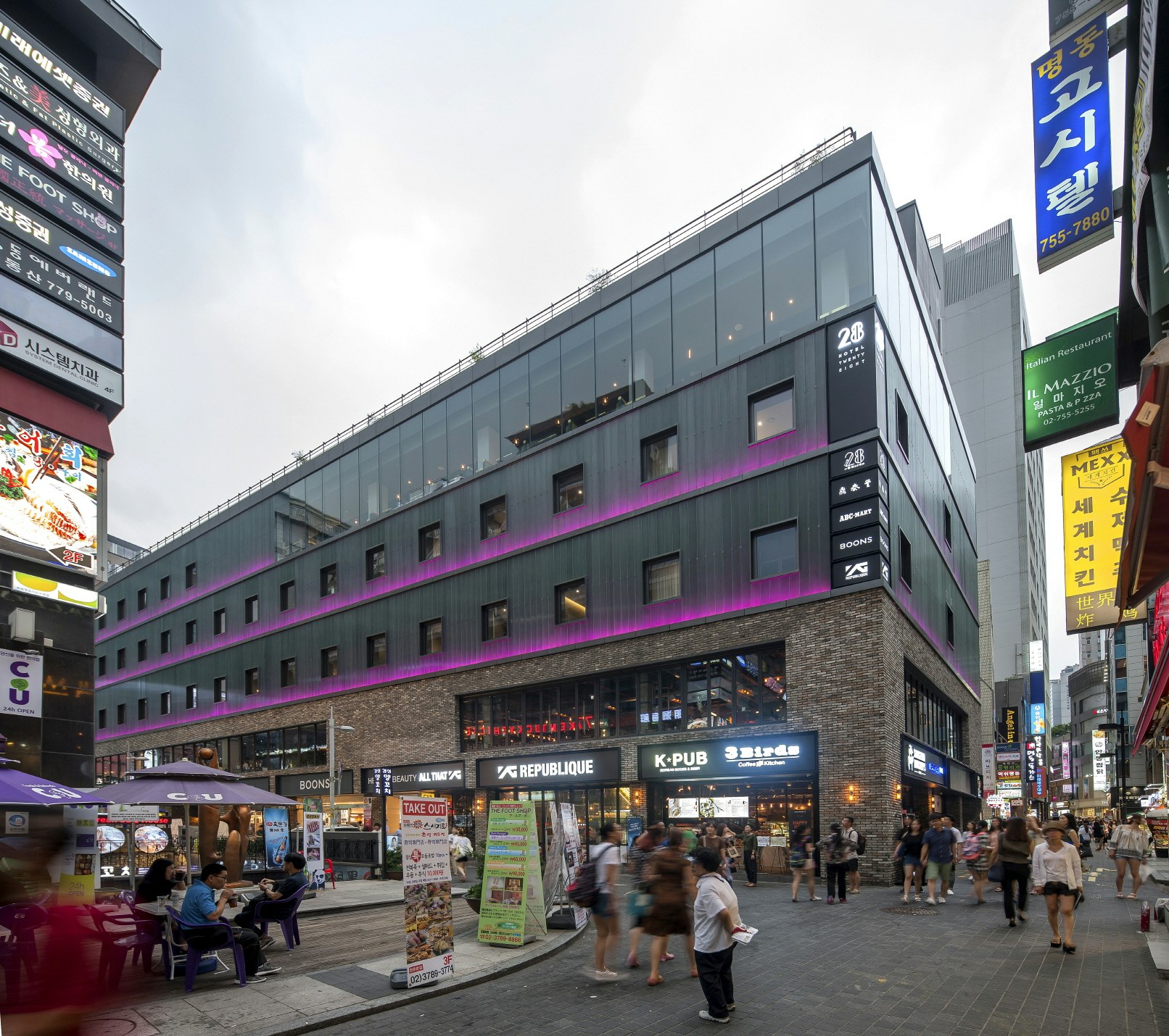 U Glass LED Light Exterior