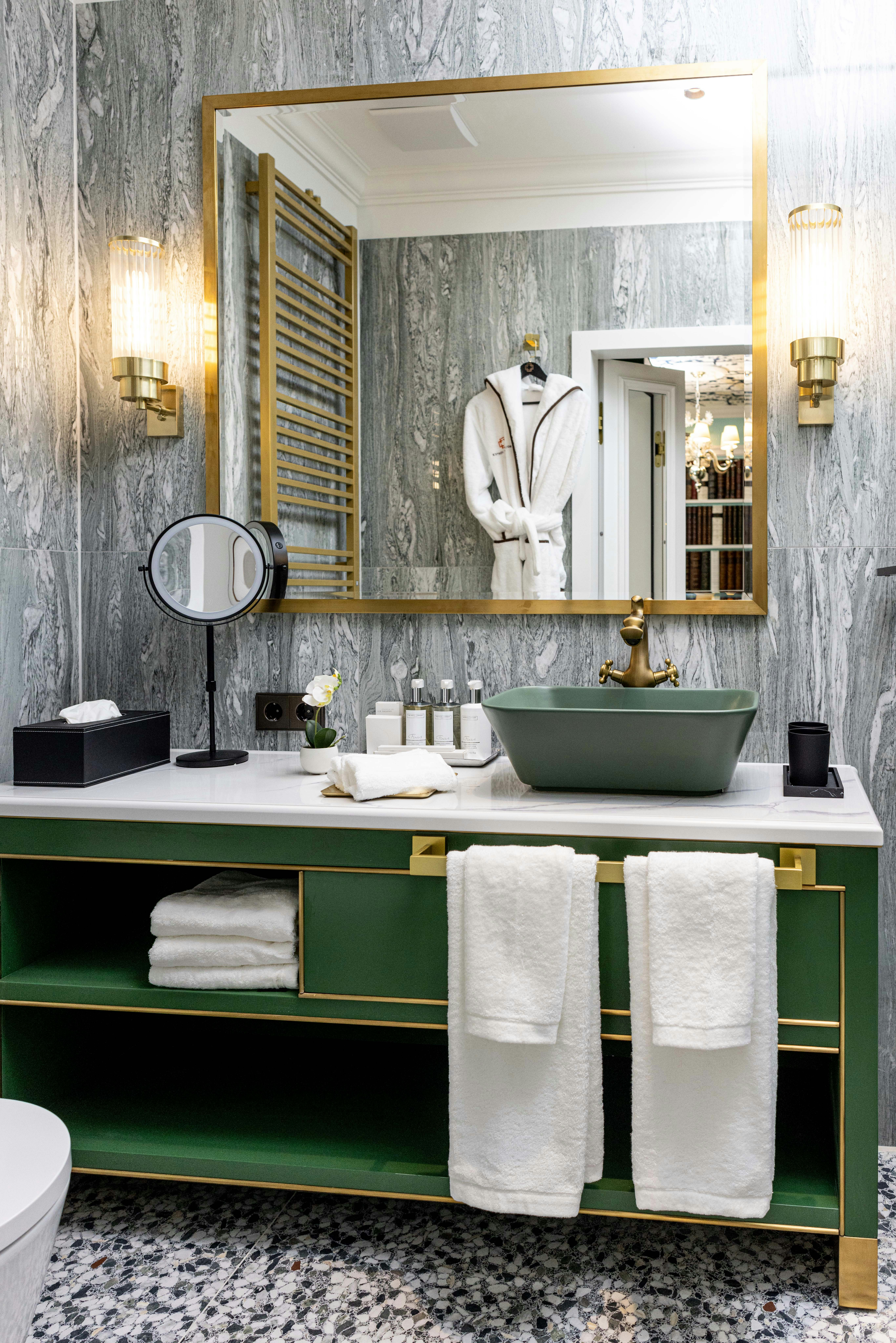 Dandy Suite - Bathroom