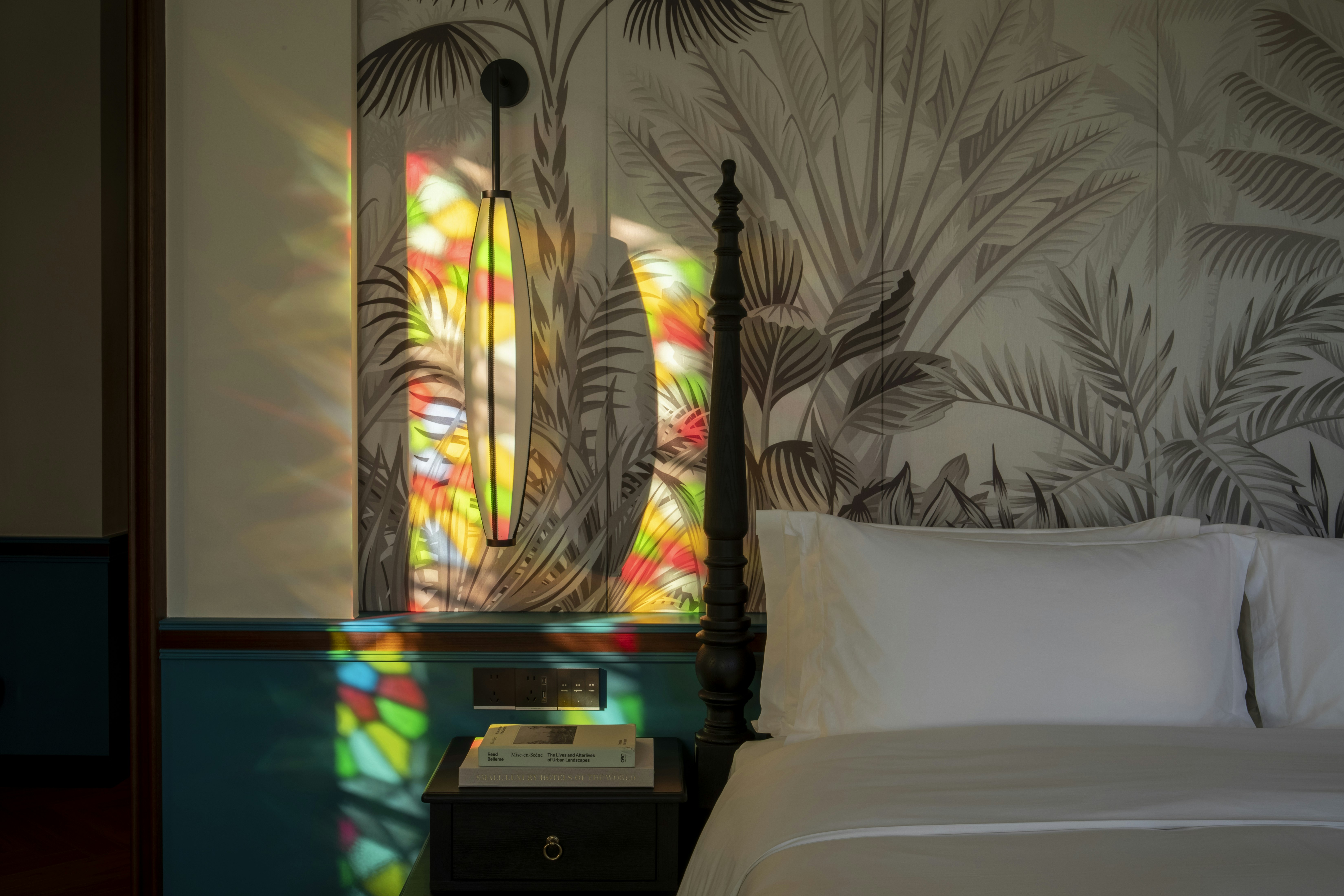 Deluxe View King Room - Bedroom