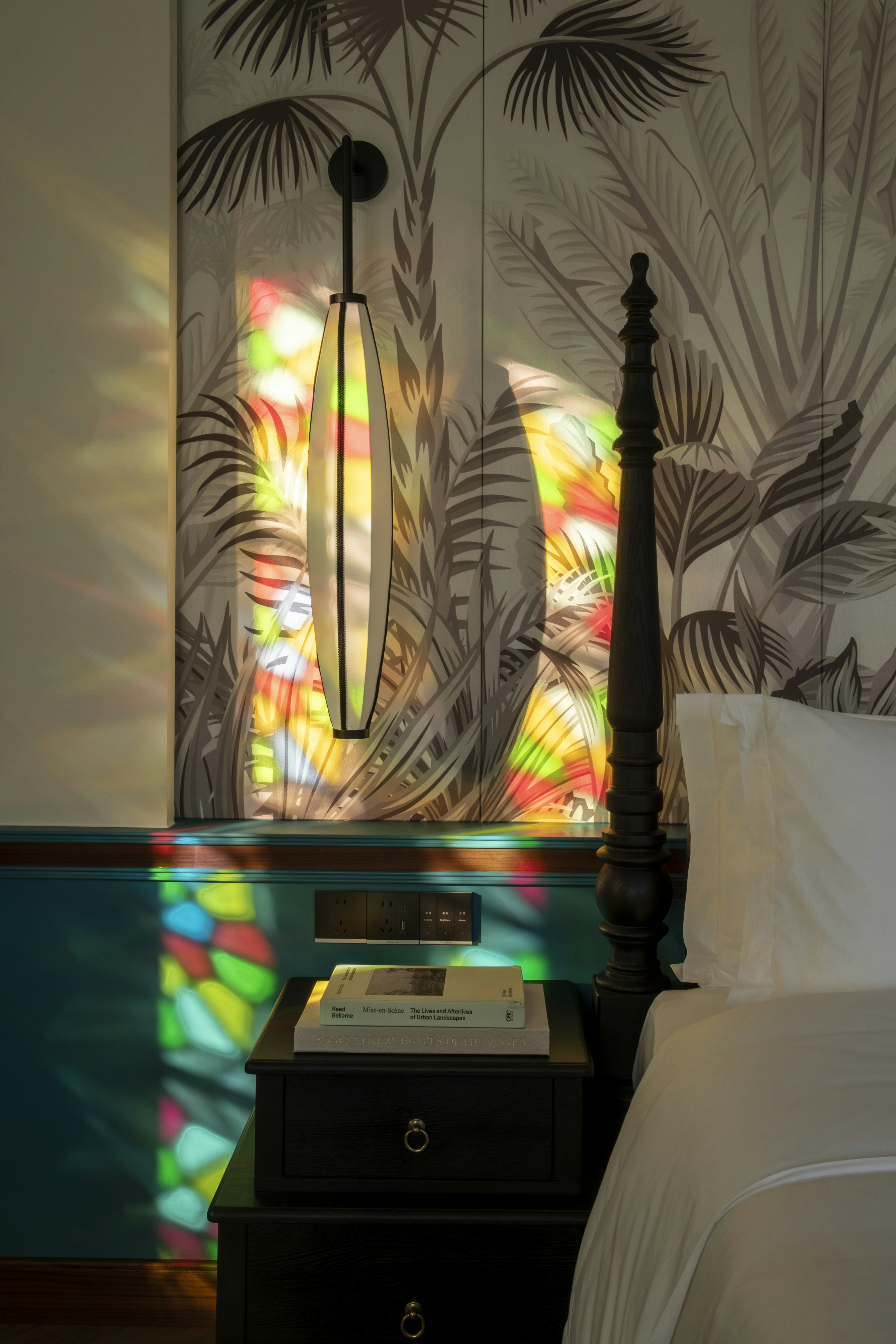 Deluxe View King Room - Bedroom