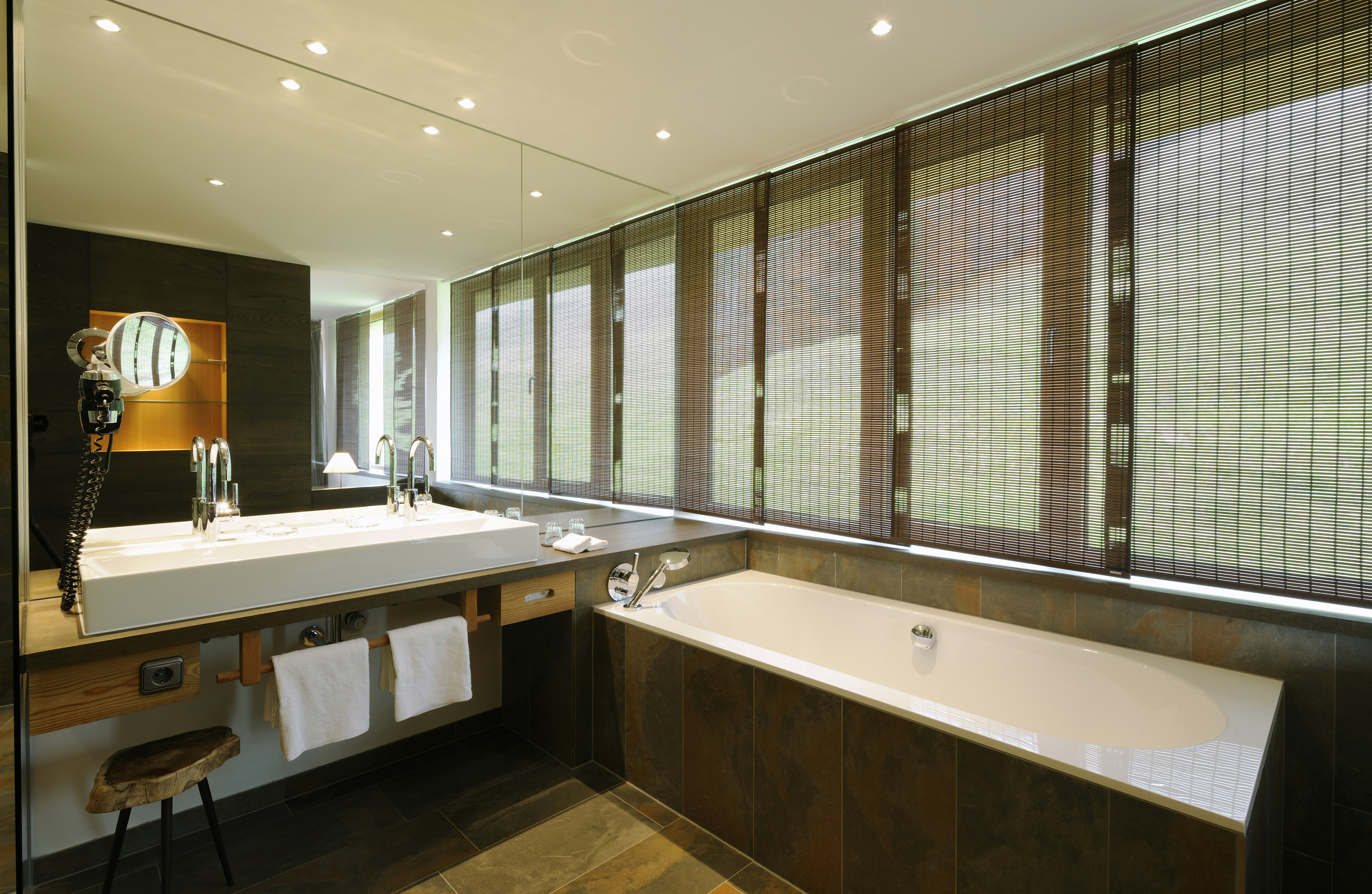 Adlerhorst Suite Berg / Adlerhorst Mountain Suite - Bathroom