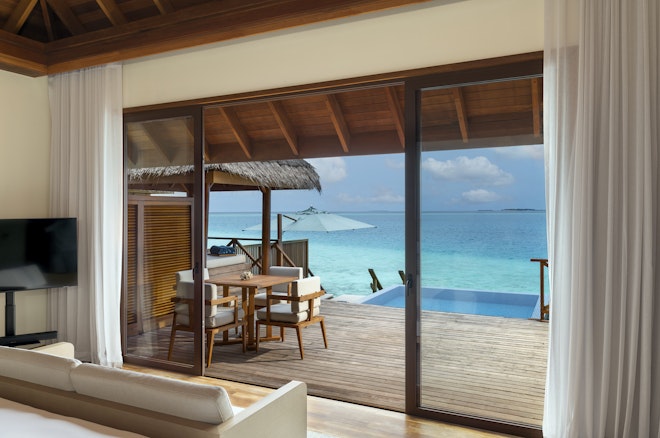Lagoon Bungalow with Pool - Bedroom View