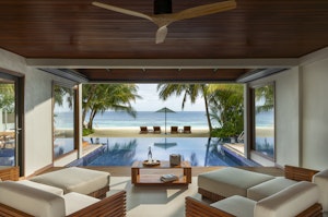 Three Bedroom Beach Pavilion with Pool - Lounge