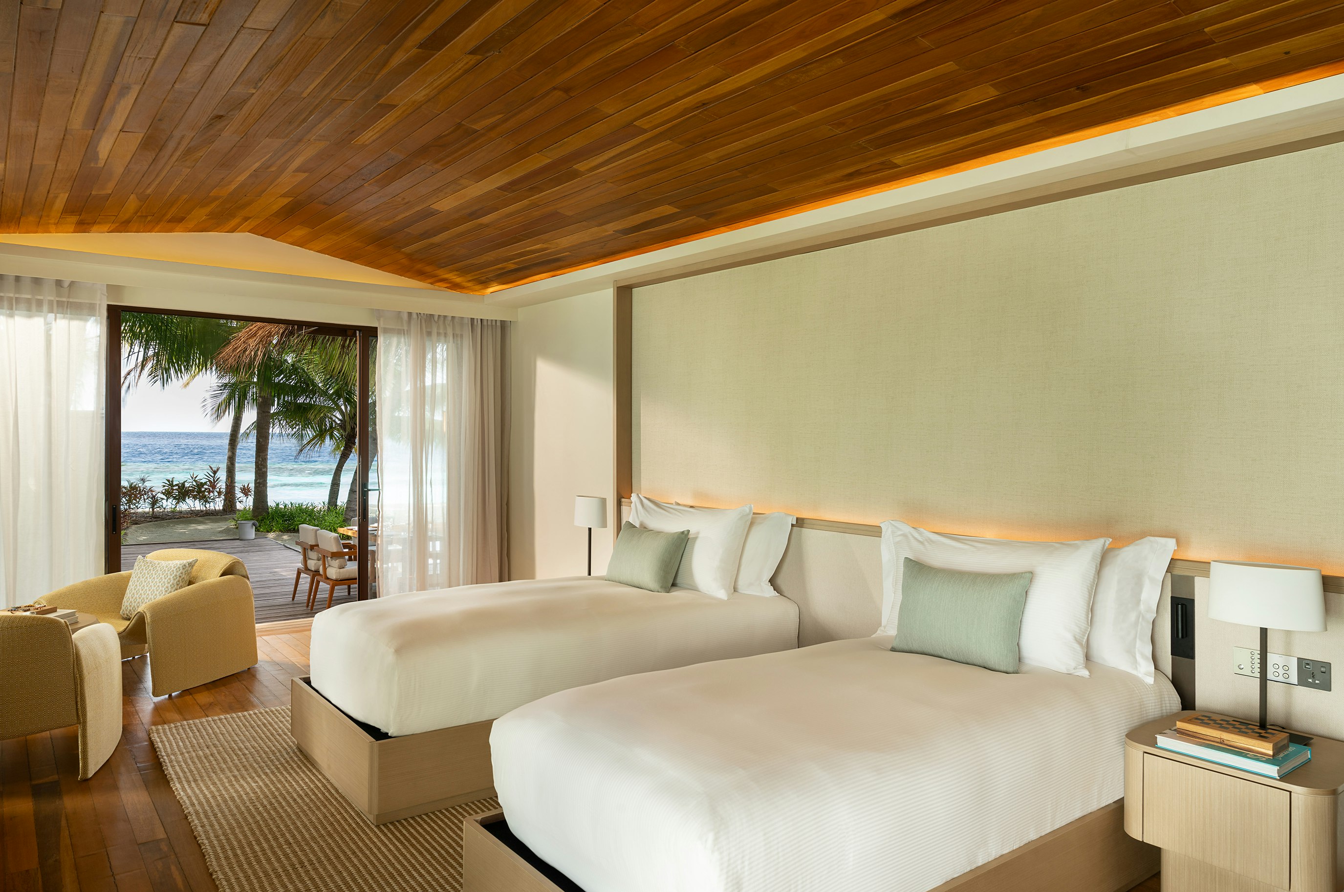 Three Bedroom Beach Pavilion With Pool