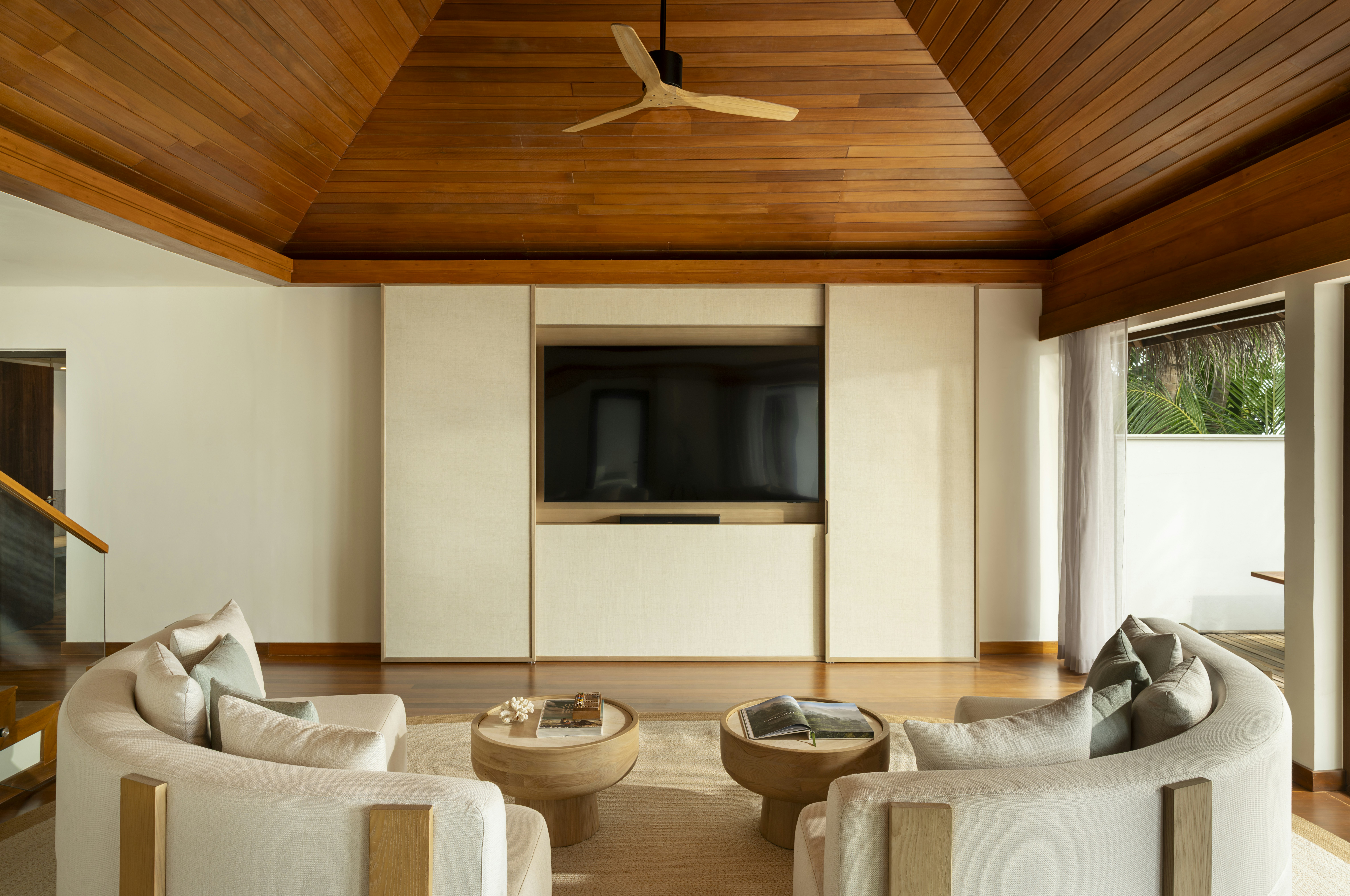 Three Bedroom Beach Pavilion with Pool - Living Area