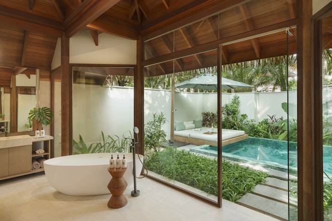 Deluxe Beach Bungalow with Pool - Bathroom