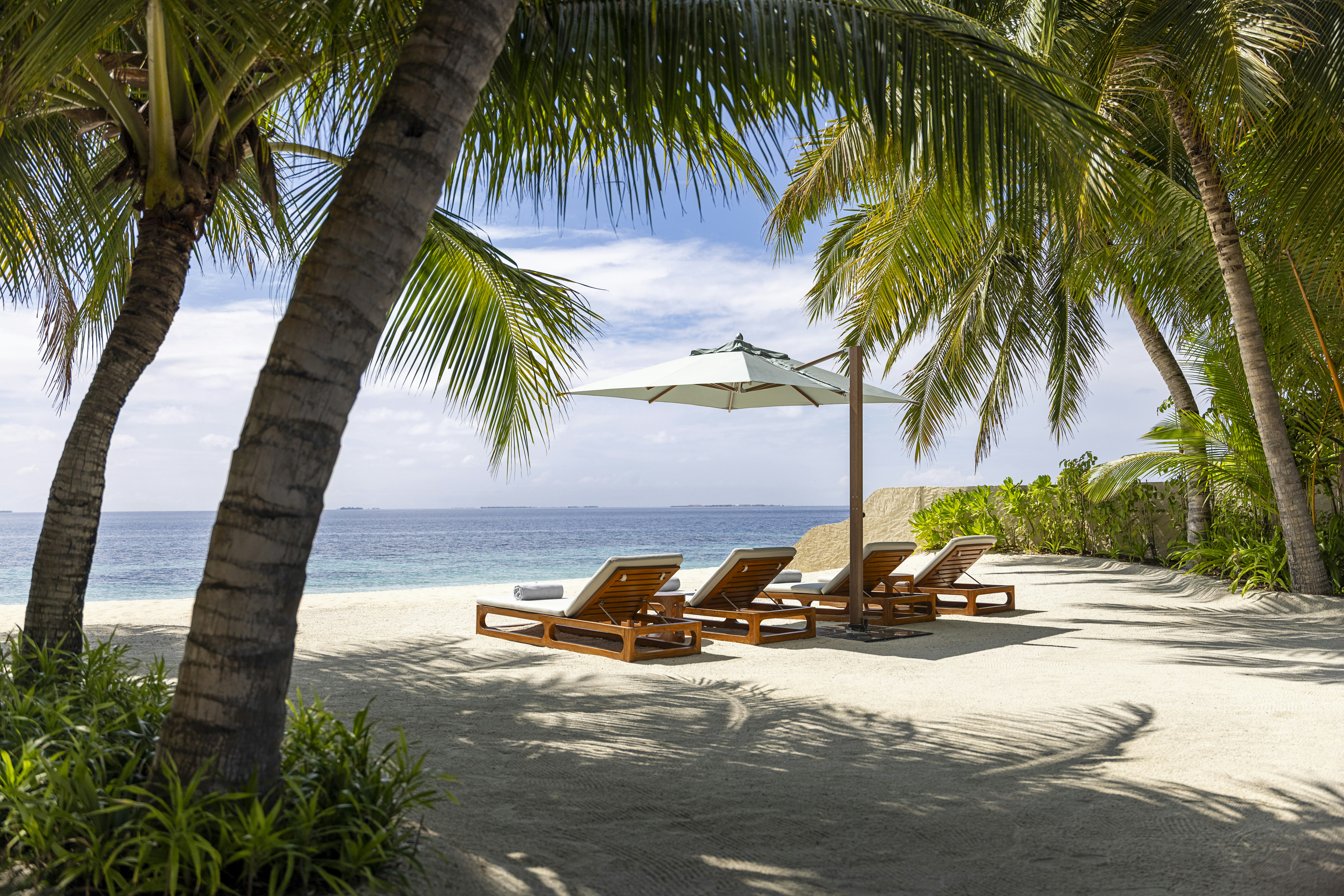 Three Bedroom Beach Pavilion with Pool - Beachfront