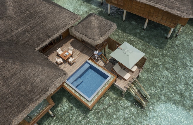 Lagoon Bungalow with Pool - Aerial