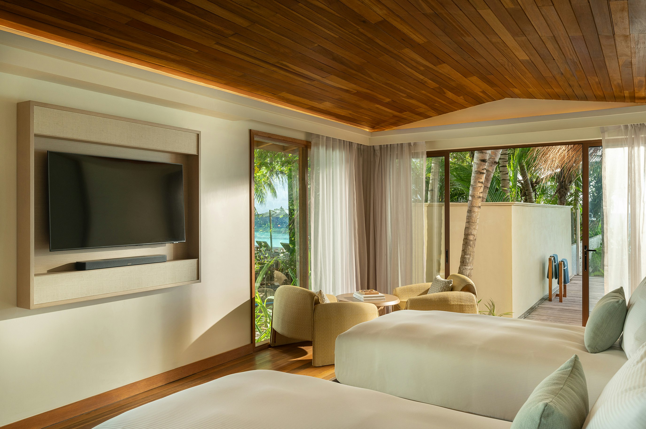 Three Bedroom Beach Pavilion With Pool