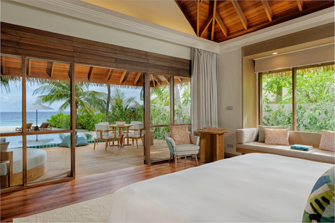 Deluxe Beach Bungalow With Pool - Bedroom