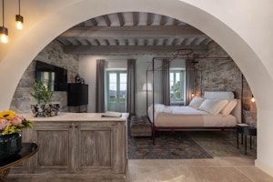 Suite Patio - Bedroom