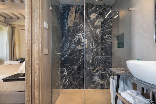 Junior Suite Patio - Bathroom