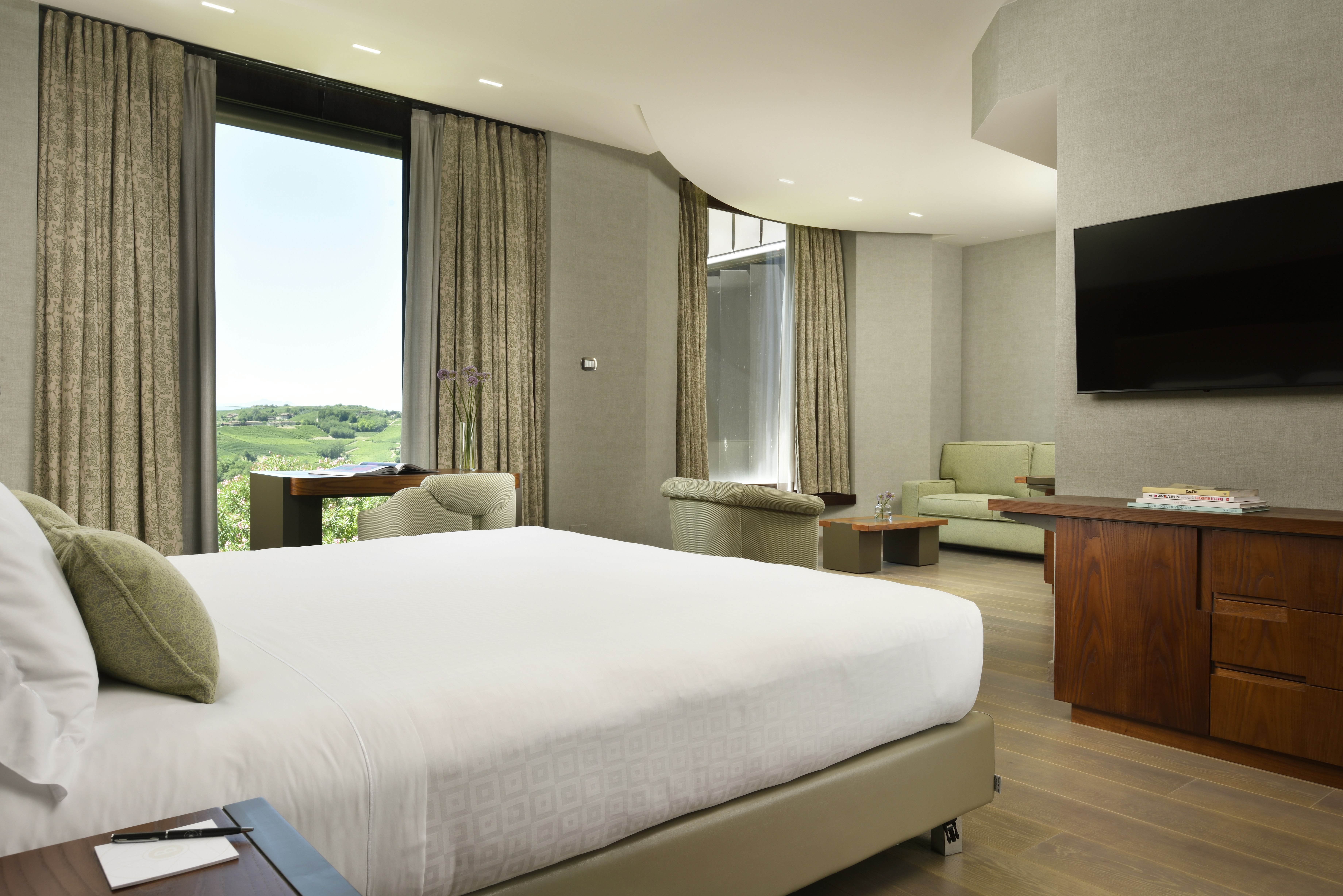 Junior Suite - Bedroom