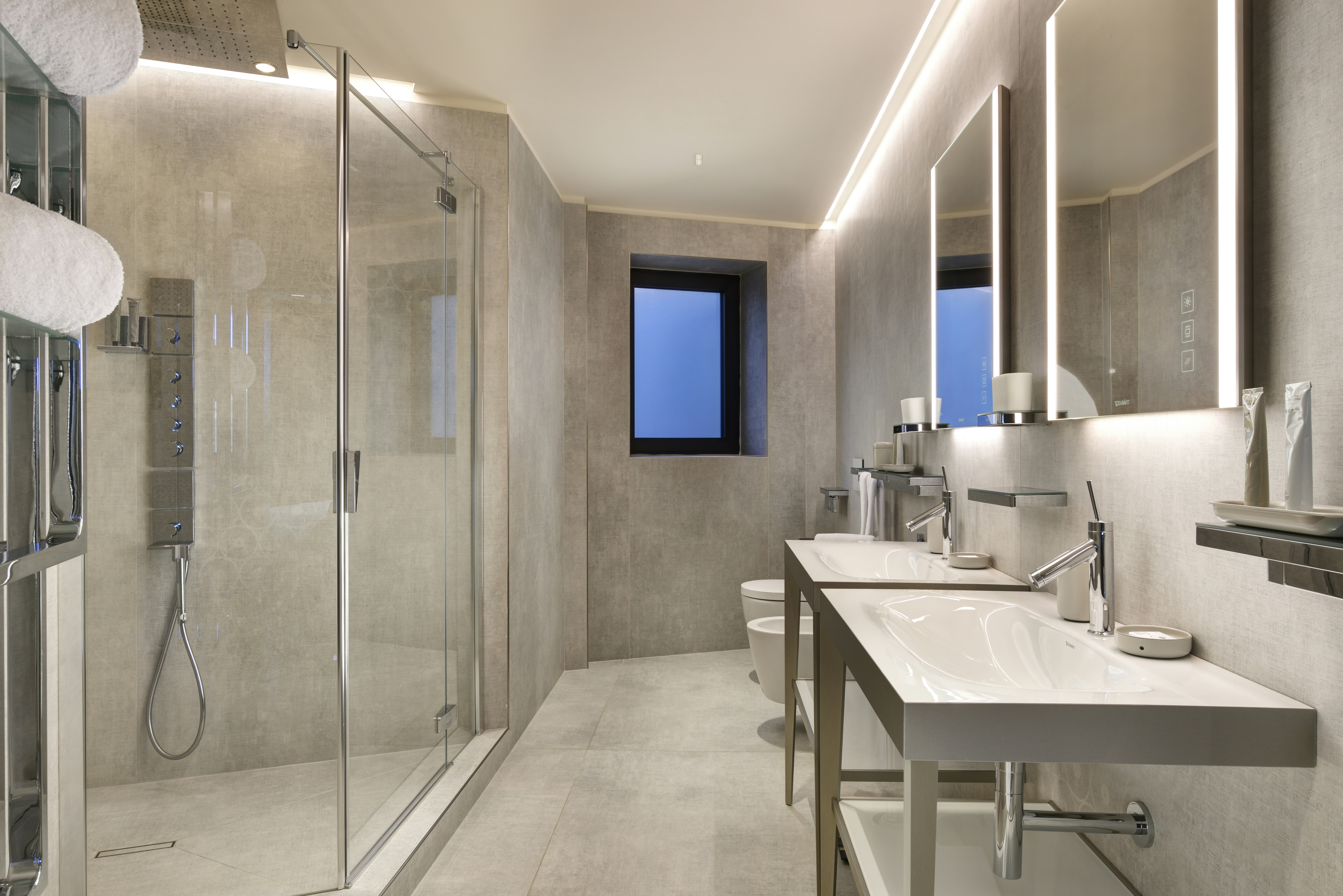 Suite - Bathroom