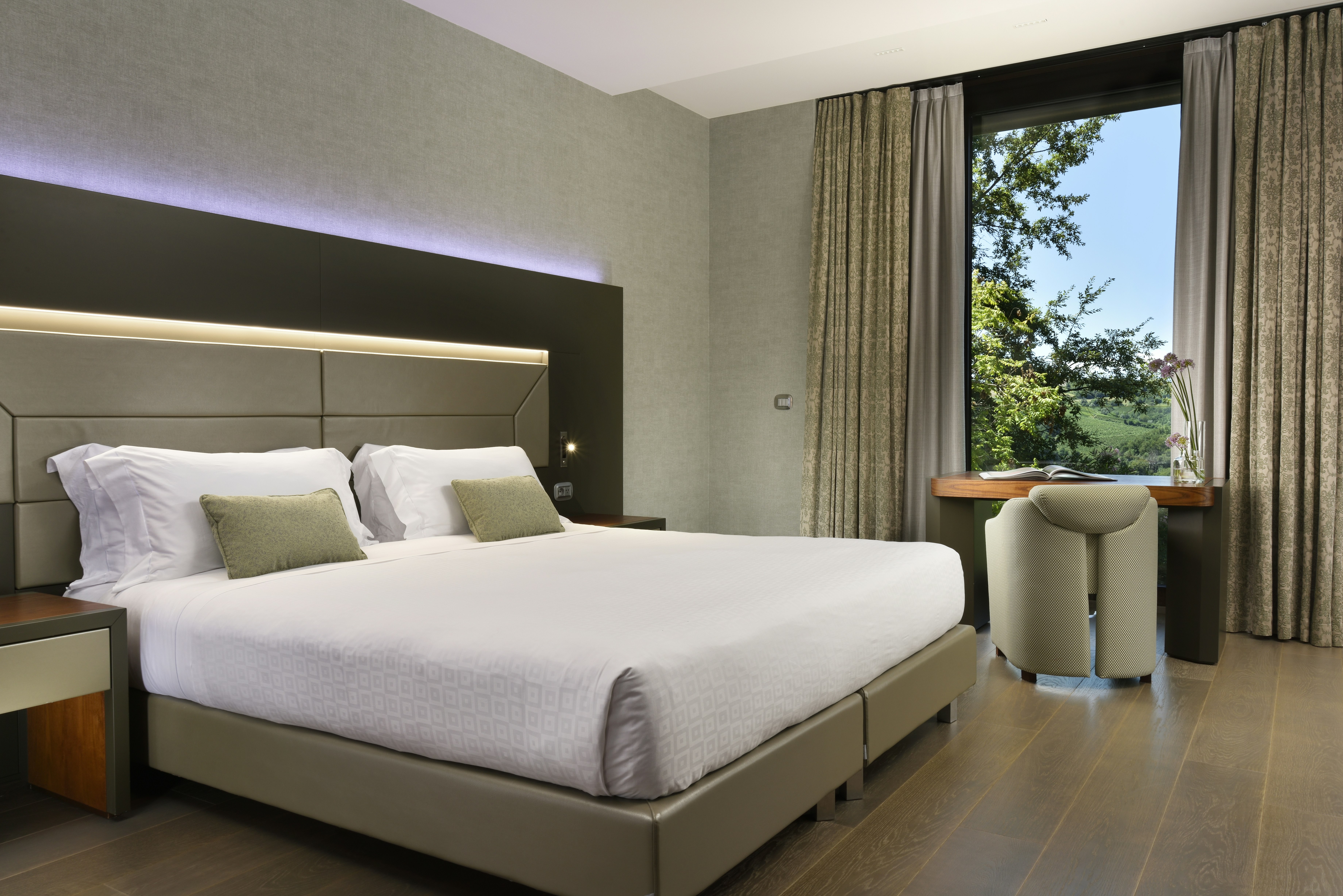 Junior Suite - Bedroom