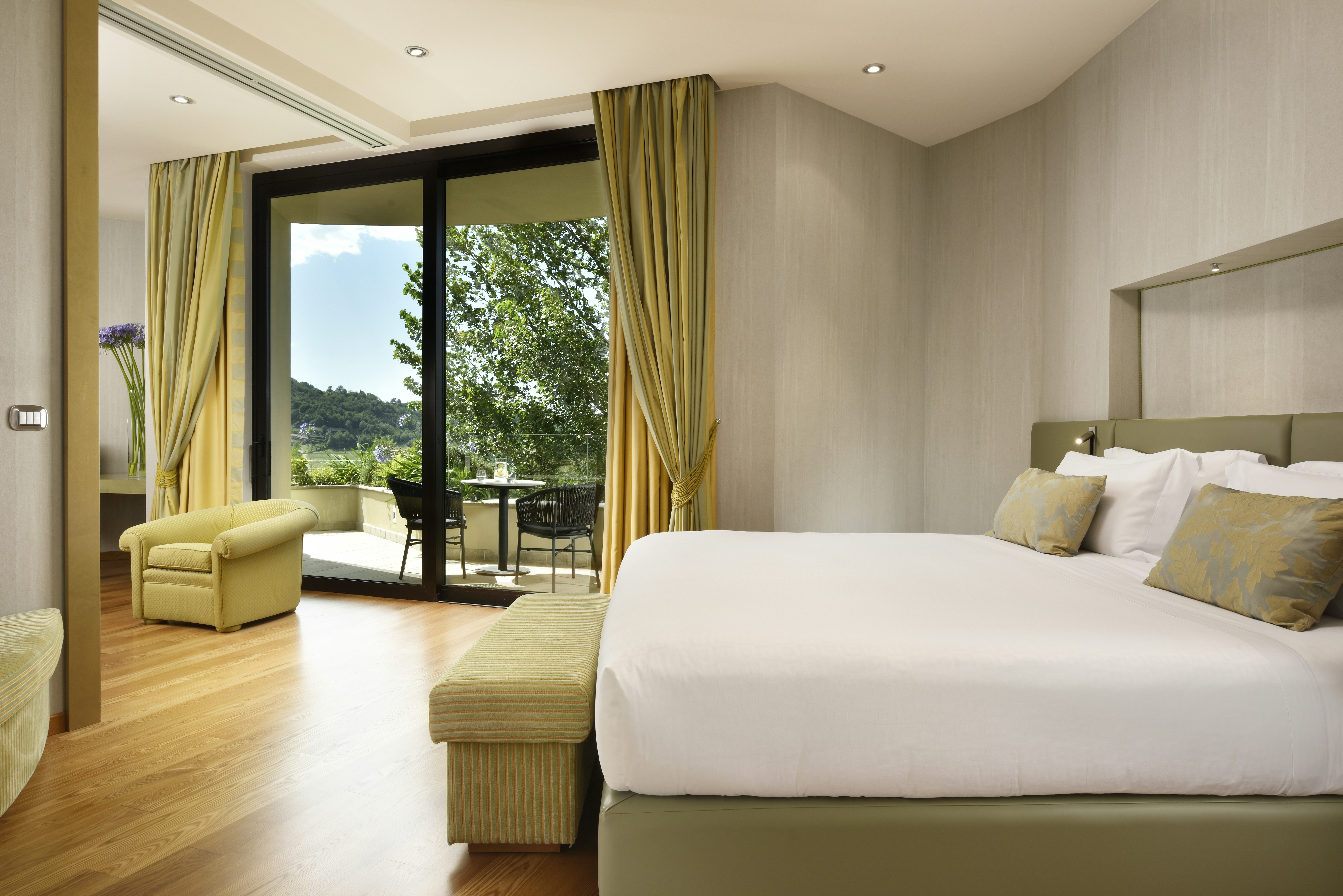 Terrace Suite - Bedroom