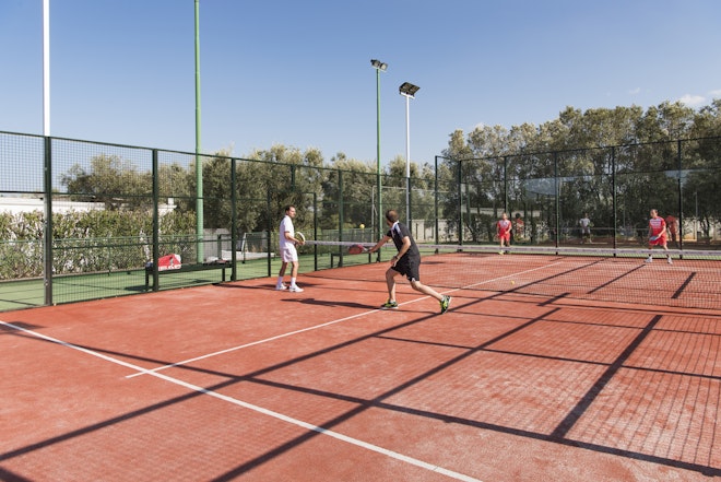 Paddlecourt