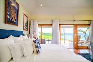 Hillside Pool Suite - Bedroom