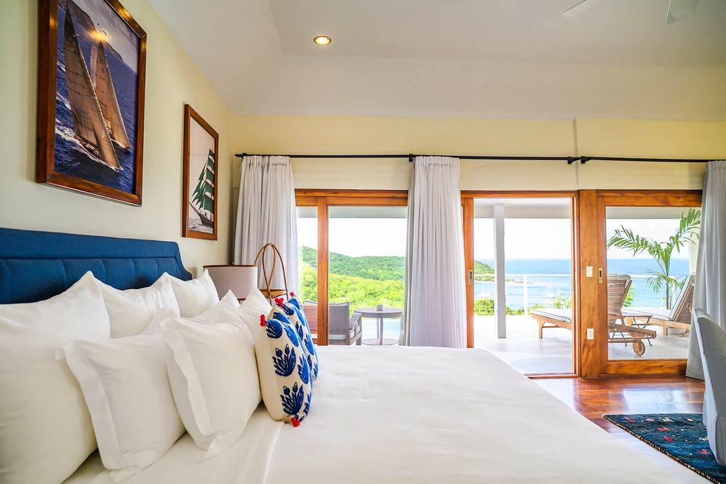 Hillside Pool Suite - Bedroom